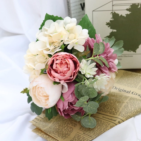 Künstlicher Satinnblumenstrauß Pfingstrose Hortensie Dahlie Eukalyptusblätter Für Hochzeitsbraut Haus Tischdeko Floral