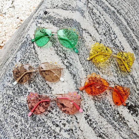 Kids Aviator Sunglasses UV400 Protection Metal Frame Daisy Flower Decoration Fashion Summer Eyewear For Boys Girls
