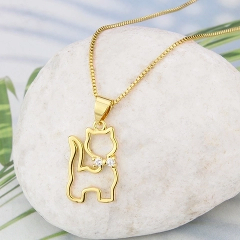 Collier Pendentif Chat Creux Cuivre Plaqué Or 18K Bijoux Animaux Minimalistes Zircone Chaîne De Boîte Pour Femmes