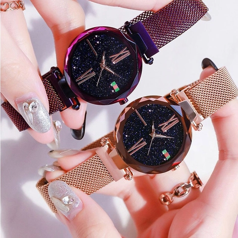 Fashion Women Starry Sky Quartz Watch Romantic Magnetic Milanese Strap Alloy Case Roman Numerals Analog Wrist Watch Gift