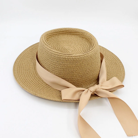 Women Boater Hat Straw Woven Flat Top Wide Brim With Satin Ribbon Bow Sunscreen Summer Beach Elegant Travel