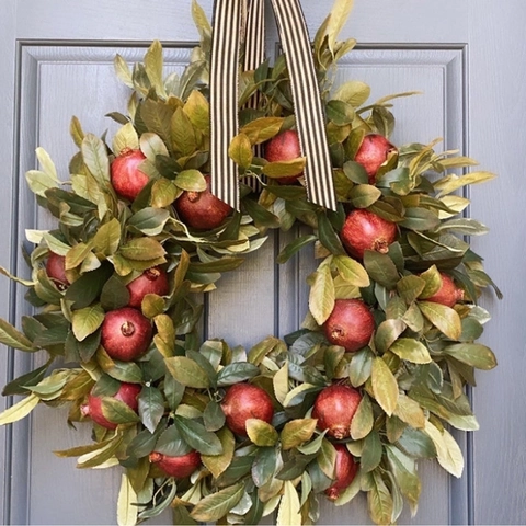 Artificial Pomegranate Wreath Red Fruit Green Leaves Autumn Harvest Front Door Hanging Decoration Plastic