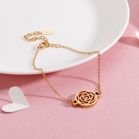 Bracelet Pendentif Fleur Rose Creuse En Acier Inoxydable Charme Émail Rouge Rond Bijoux Pour Femmes Élégant Tendance Cadeau