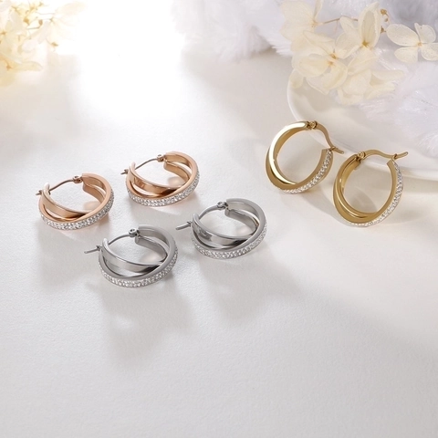 Dreifache Creolen Für Damen 316L Edelstahl Funkelnde Zirkonia Verflochten Geometrischer Schmuck Luxus Minimalistischer Stil