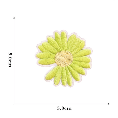 Daisy Embroidery Patches Self-Adhesive Flower Shape Fabric Applique For Clothing Laptop DIY Decor Multi Color
