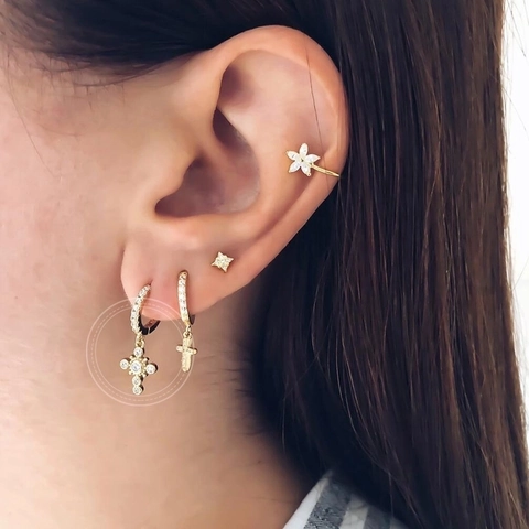 Orecchini A Cerchio Con Croce In Ottone E Zirconi Con Perno In Argento Sterling 925 Gioielli Di Moda Per Donna
