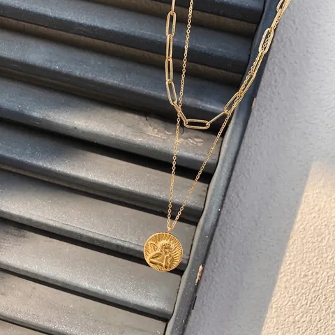 Doppelschichtige Halskette 316L Edelstahl Vergoldet Engel Cupid Münzanhänger Büroklammerkette Vintage Schmuck Für Damen