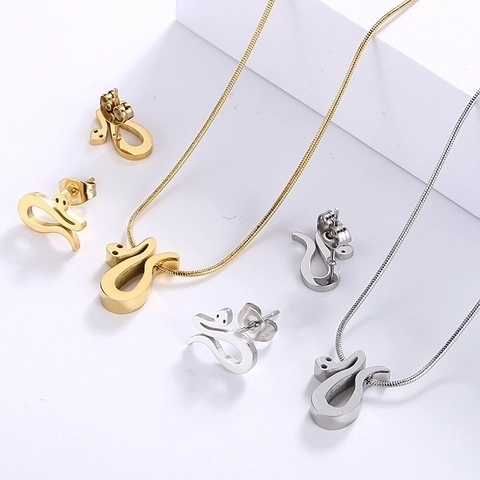 Minimalist 18K Gold Plated Stainless Steel Snake Jewelry Set For Women Stylized S Shape Necklace And Stud Earrings