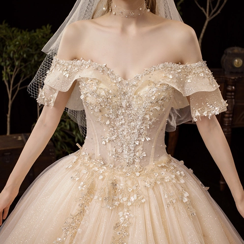 Abito Da Sposa Spalle Scoperte Champagne Oro Principessa Pizzo Applicazioni Perline Paillettes Tulle Abito Nuziale