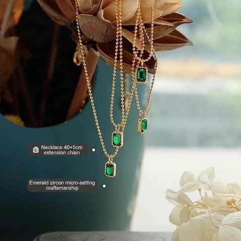 Collana Pendente Zircone Smeraldo Acciaio Titanio Placcato Oro 18K Micro Pavé Catena Sfere Gioielli Lusso Vintage