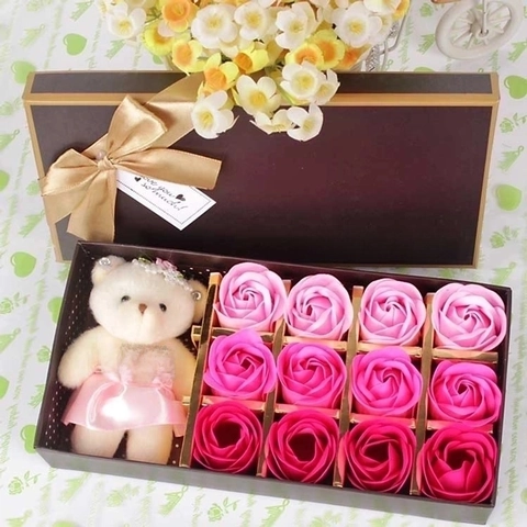 Soap Rose Flower Gift Box With Bear Plush Toy Fragrant Artificial Floral For Valentine Day Mother Day Birthday Gift