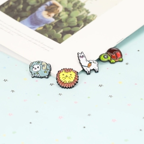 Broche de Aleación de Esmalte de Animales de Dibujos Animados Alpaca Tortuga Erizo Oveja Insignias de Brillo para Ropa Bolsos
