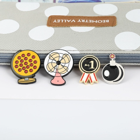 Juego de Broches de Esmalte de Personalidad de Aleación de Zinc Ventilador Eléctrico Globo Medalla N.º 1 Bomba Insignia para Mochila Ropa Joyería Unisex