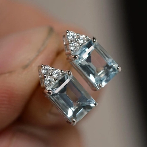 Eleganti Orecchini A Lobo In Zirconia Cubica Rettangolare Blu Chiaro Da Donna Rame Geometrico Taglio Smeraldo