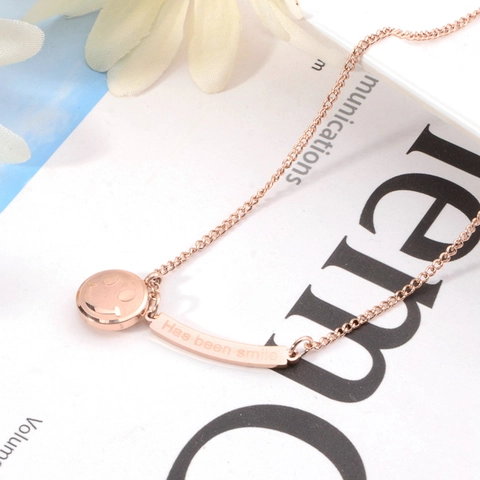 18K Gold Plated Titanium Steel Necklace With Smiley Face And Engraved Bar Pendant Fashion Jewelry For Women
