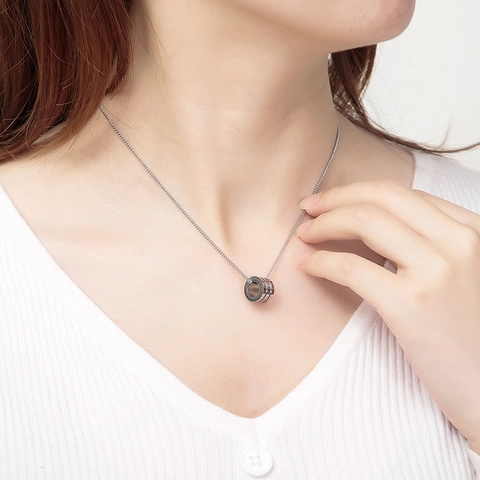 Anhänger Halskette Edelstahl Zylindrisch Zirkonia Eingelegt Schlüsselbein Kette Modeschmuck Minimalistisch Für Damen