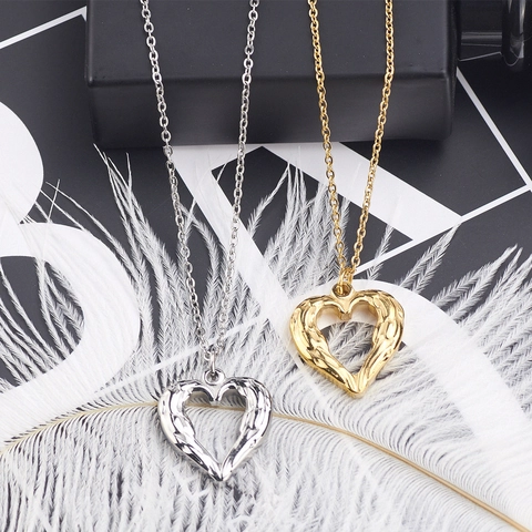 Minimalist Angel Wing Heart Pendant Necklace For Women Titanium Steel Gold Silver Plated Clavicle Chain Jewelry Gift