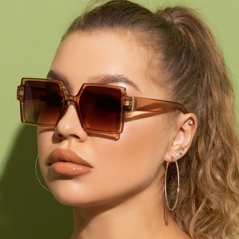 Retro Square Large Frame Sunglasses For Women And Men UV400 Protection Gradient Lens Plastic Metal Frame Fashion Eyewear