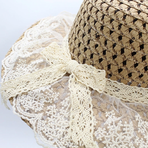 Elegant Sun Straw Hat Wide Brim Lace Bow French Vintage Breathable Wheat Straw Outdoor UV Protection For Women And Kids