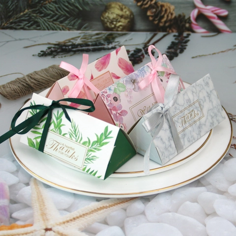 Triangle Candy Boxes Wedding Party Favor Gift Boxes Paper Cardboard With Ribbon Marble Floral Pattern Elegant Celebration