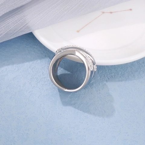 Anello A Fascia Larga In Acciaio Inossidabile Pavé Di Zirconia Cubica Silhouette A Forma Di Cuore Sovrapposto Moda Donna
