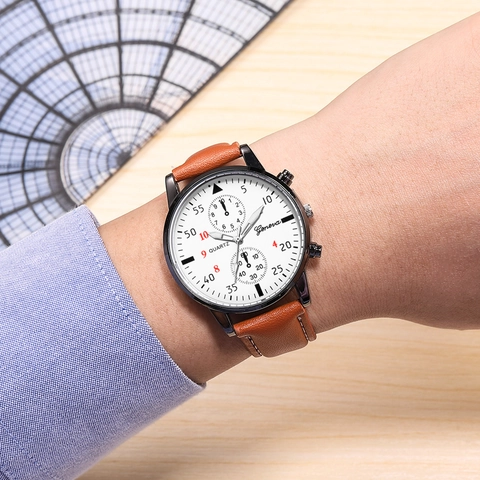 Heren Zakelijk Quartz Horloge Ultradun Minimalistisch Ronde Wijzerplaat Gelegeerde Kast PU Leren Band Casual Mode Uhr