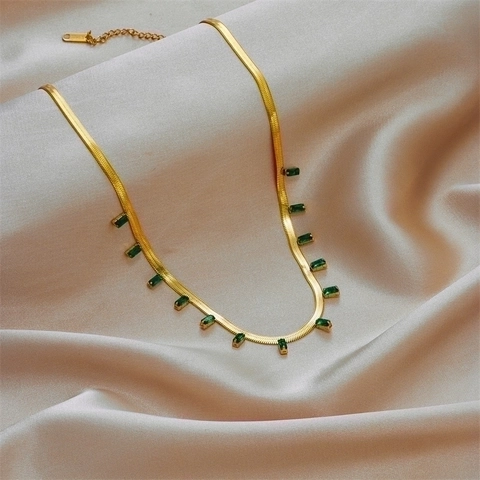 Collier Chaîne Serpent Plate Acier Titane Plaqué Or 18K Zircon Rectangulaire Vert Bijoux Vintage Femmes