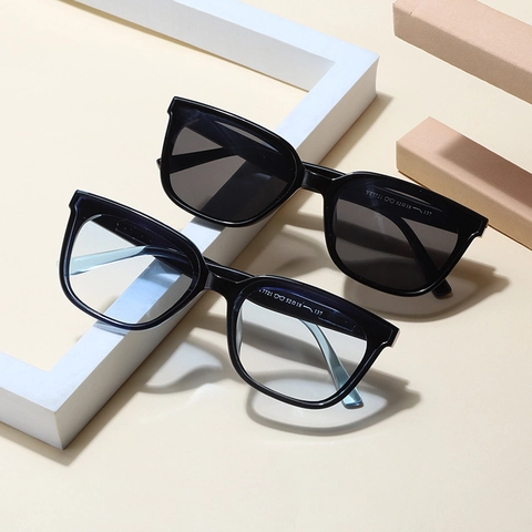 Vierkante Zonnebril Voor Dames Mode PC Frame UV400 Bescherming Gepolariseerd Groot Frame Trendy Bril