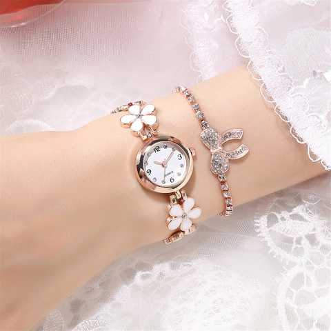 Damen Quarzuhr Elegant Gänseblümchen Blume Armband Strass Roségold Legierung Mode Lässig Schmuck Uhr Für Mädchen