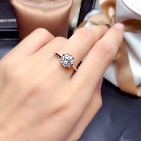 Elegant Women Jewelry Copper Moissanite Zircon Snowflake Flower Six Prong Setting Necklace Ring Earrings PT950 Plated