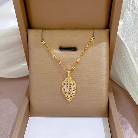 Gold Leaf Pendant Necklace Titanium Steel Chain Copper Zircon Inlay Elegant Clavicle Chain Jewelry For Women