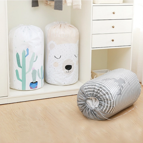 Quilt Storage Bag PEVA Waterproof Dustproof Cylindrical Drawstring Clothing Organizer Cartoon Print Home Closet Sorting