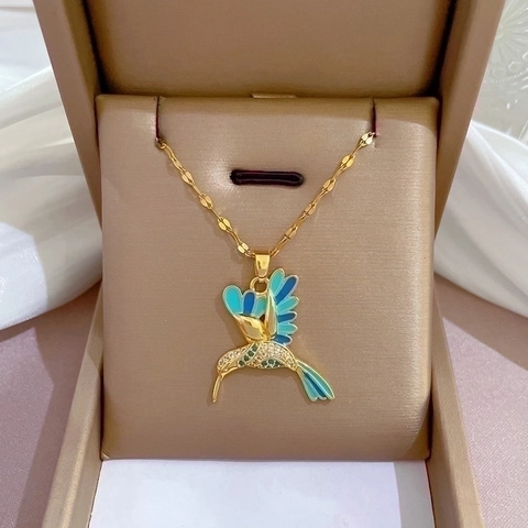 Collana Con Ciondolo A Forma Di Colibrì Catena In Acciaio Al Titanio Rame Smalto Blu Sfumato Zircone Gioielli Da Donna