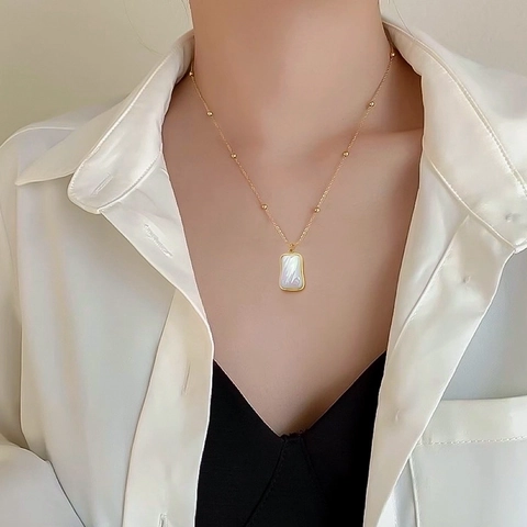 Minimalist Titanium Steel Necklace Rectangular Iridescent Mother Of Artificial Pearl Pendant Gold Plated Bead Chain Jewelry For Women