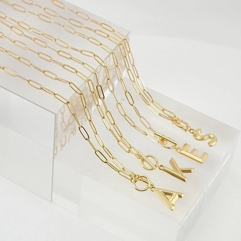 18K Vergulde Roestvrij Stalen Alfabet Letter Hanger Halsketting Minimalistische Paperclip Ketting Toggle Sluiting Dames Sieraden