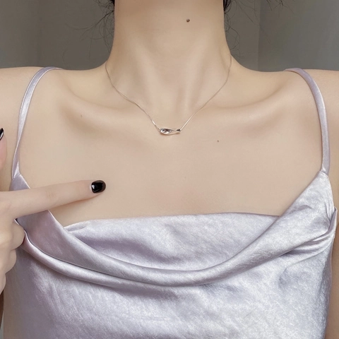 Collar con Colgante de Barra Torcida Geométrica de Plata de Ley 925 para Mujer Collar de Clavícula de Cadena de Serpiente Onda
