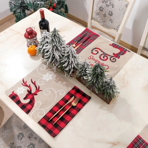 Sets De Table De Noël En Toile De Jute Carreaux Rouge Noir Père Noël Renne Décoration De Table Avec Poche À Couverts