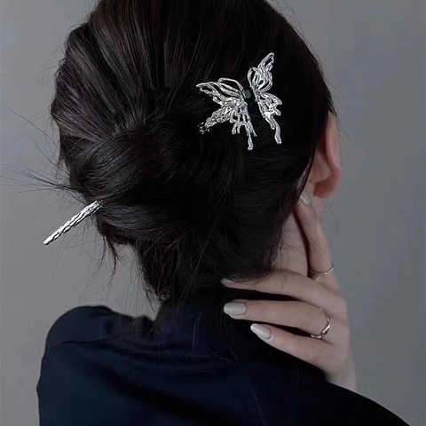Butterfly Deer Head Hair Stick Alloy Crystal Vintage Elegant Liquid Metal Style Hairpin For Women