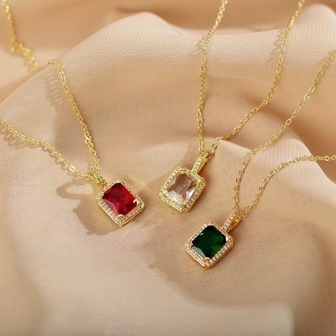 Retro Square Gemstone Pendant Necklace Elegant Titanium Steel Clavicle Chain Geometric Cubic Zirconia Jewelry For Women