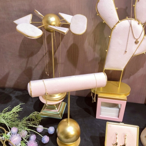Jewelry Display Rack Gold Metal Pink Velvet Necklace Earring Bracelet Organizer Cactus Leaf Shape Creative Storage