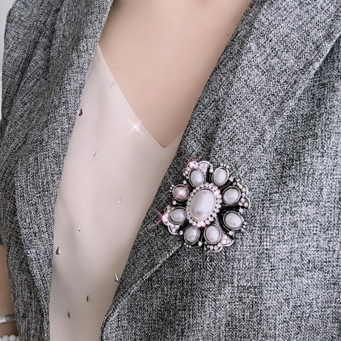 Spilla in Perla Artificiale alla Moda Barocca Vintage per Donna Spilla in Lega di Zinco con Strass a Fiore Accessori per Cappotto Gioielli