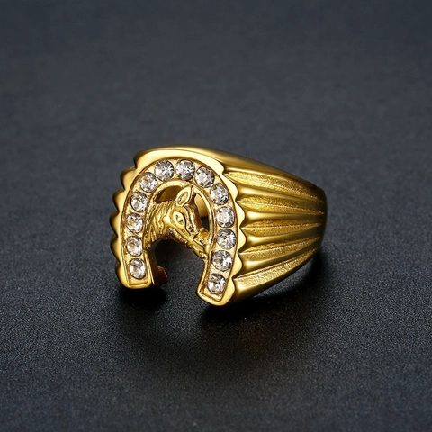 Hip Hop Men Signet Ring Horse Head Horseshoe Design 18K Gold Plated Stainless Steel Inlaid Cubic Zirconia Rhinestones