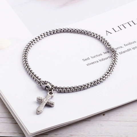 Edelstahl Doppelschichtiges Armband Mit Hamsa Hand Kreuz Herz Schmetterling Anhängern Für Unisex