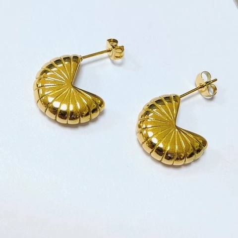 18K Vergoldete Edelstahl Ohrringe Hypoallergen Geometrische Fächer Welle Glied Croissant Stil Mode Schmuck Für Damen