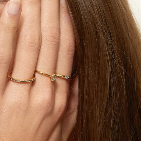 Anello Con Zirconi Colorati Taglio Marquise Rame Placcato Oro 18K Gioielli Di Moda Minimalisti Per Donne