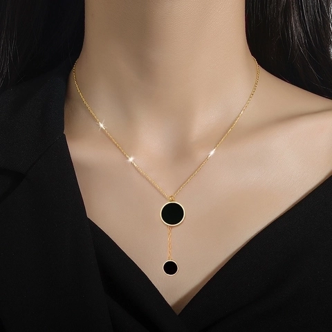 Collar Con Colgante Redondo Apilado De Acero De Titanio Para Mujer Nácar Concha Negra Cadena De Clavícula Geométrica Minimalista Joyería