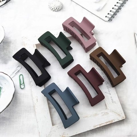 Large Rectangle Hair Claw Clip Matte Plastic Geometric Hollow Out Elegant Styling Accessories For Women