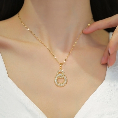 Dubbele In elkaar Grijpende Ring Hanger Ketting Roestvrij Staal Koper Zirconia Luxe Elegant