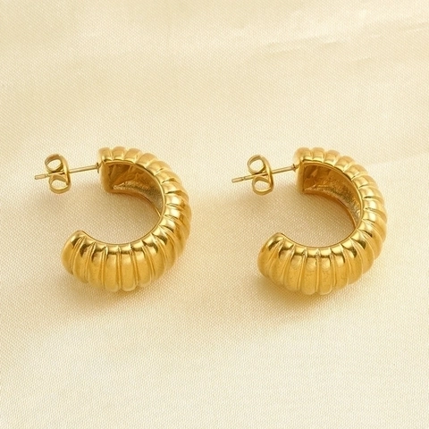 Chunky Ribbed Hoop Earrings For Women Stainless Steel 18K Gold Plated Vintage French Style C Shaped Croissant Jewelry