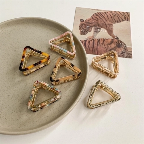 Geometric Triangle Hair Claw Clip Vintage Acetate Metal Frame Retro Sweet Hair Grip Accessory For Women Elegant Chic